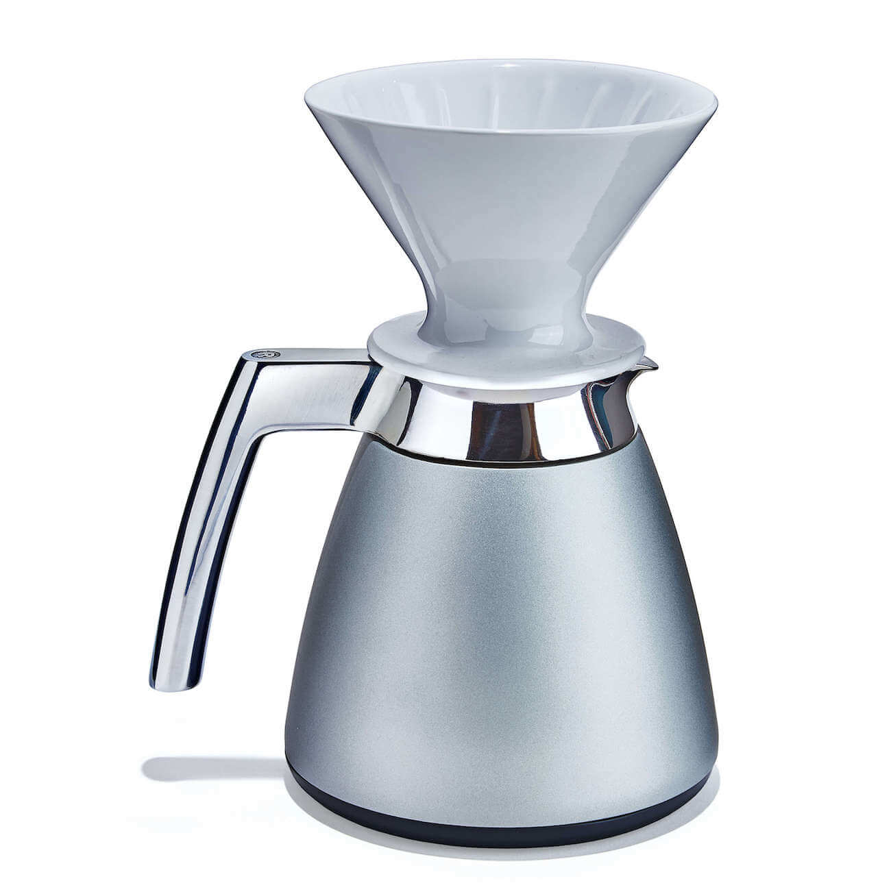 http://ratiocoffee.com/cdn/shop/products/ratio-eight-thermal-carafe-with-dripper-bright-silver.jpg?v=1628810223