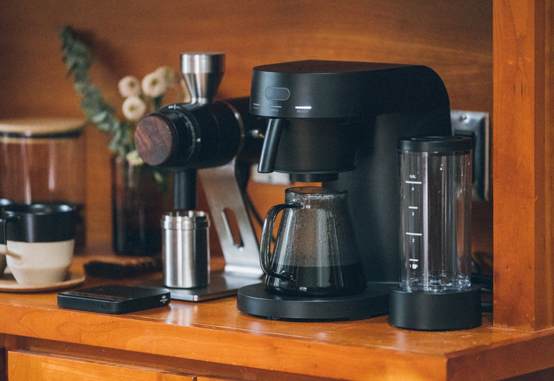The Quiet Revolution of Analog Brewing in a Smart Home Era